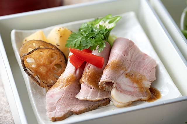 月替わり御膳　四季膳　※平日限定